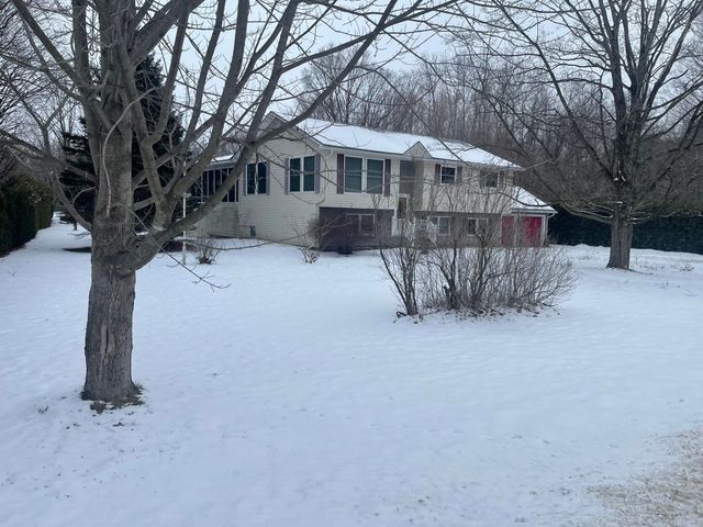 1085 Lamkin Street, Highgate, VT 05459