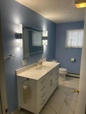 1085 Lamkin Street, Highgate, VT 05459