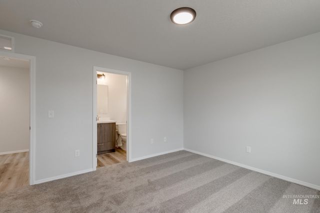 2514 W Tar Sands Dr, Kuna, ID 83634