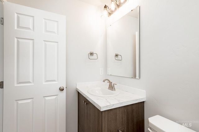 2514 W Tar Sands Dr, Kuna, ID 83634