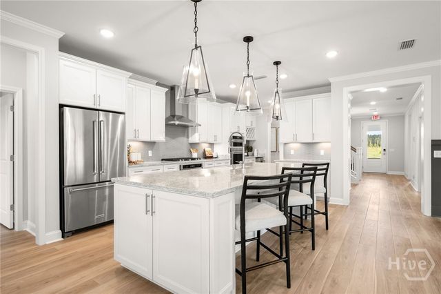 75 Maddox Way, Richmond Hill, GA 31324