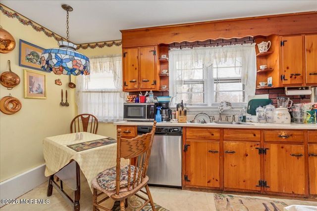 133 Church Street, Aberdeen, NJ 07747