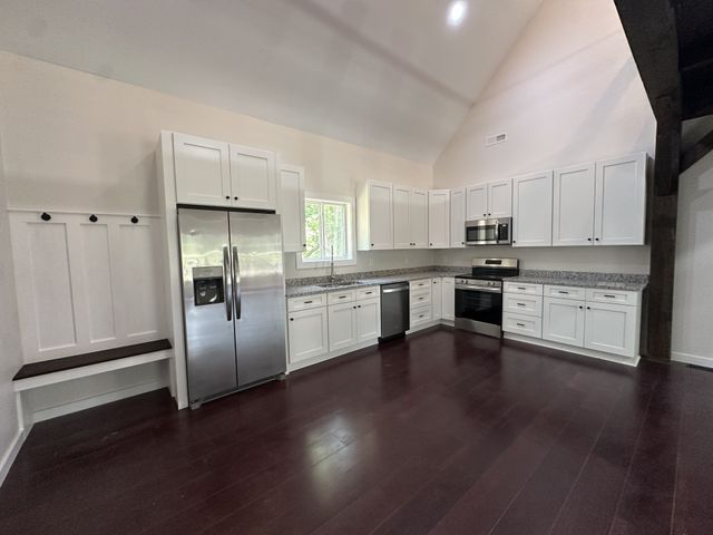 201 Linda Ln, Tullahoma, TN 37388