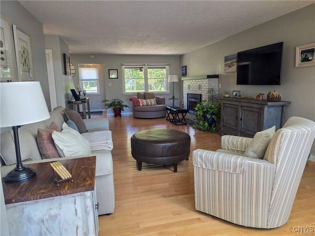 1001 Birch Lane, Vienna, NY 13157