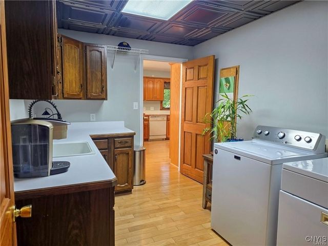 1001 Birch Lane, Vienna, NY 13157