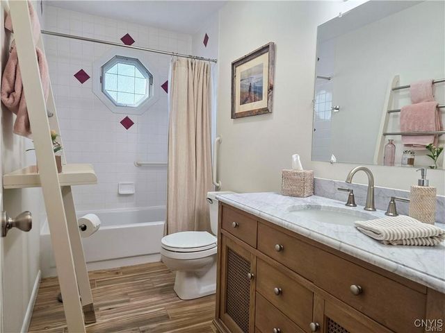 1001 Birch Lane, Vienna, NY 13157