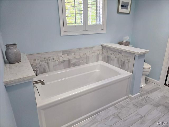 1001 Birch Lane, Vienna, NY 13157