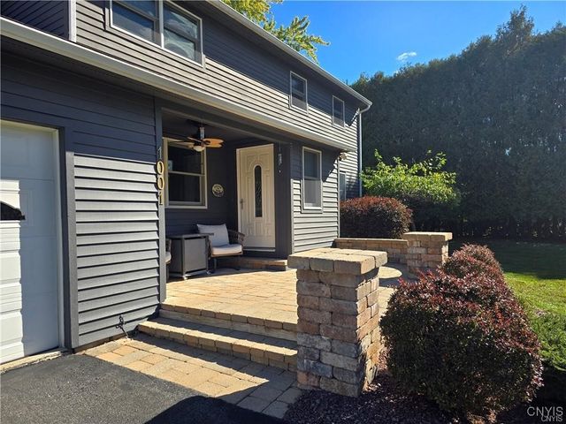 1001 Birch Lane, Vienna, NY 13157