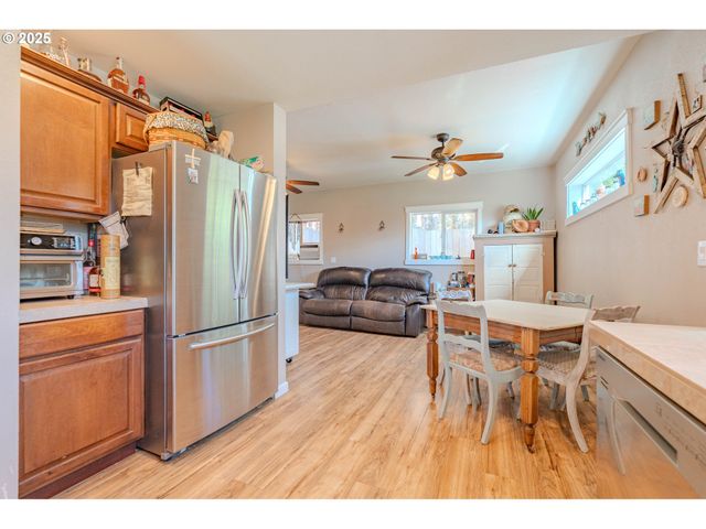 4309 C St, Washougal, WA 98671
