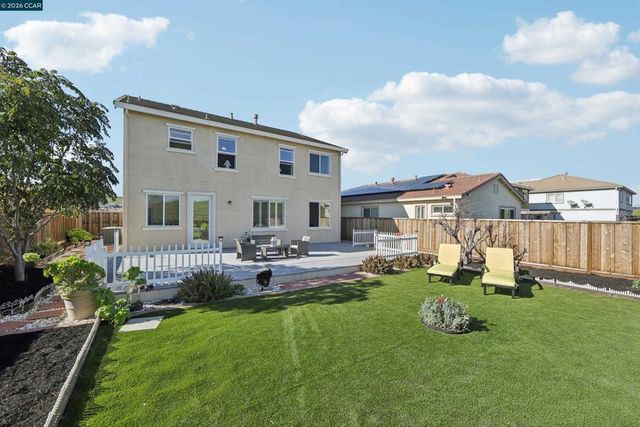 1078 Santa Lucia Dr, Pittsburg, CA 94565