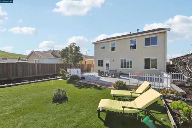 1078 Santa Lucia Dr, Pittsburg, CA 94565
