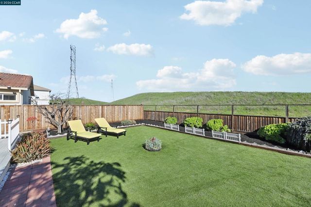 1078 Santa Lucia Dr, Pittsburg, CA 94565