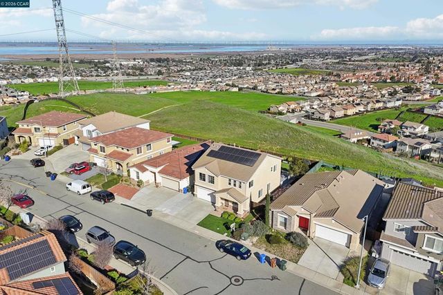1078 Santa Lucia Dr, Pittsburg, CA 94565