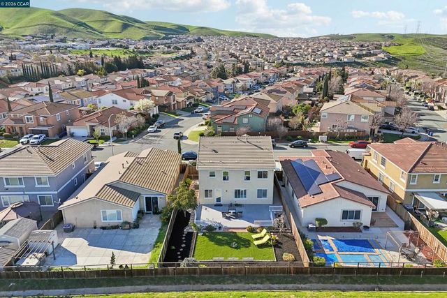 1078 Santa Lucia Dr, Pittsburg, CA 94565