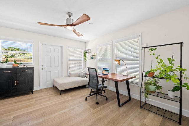 2650 NE 50th Street, Lighthouse Point, FL 33064