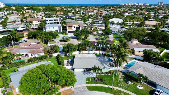 2650 NE 50th Street, Lighthouse Point, FL 33064