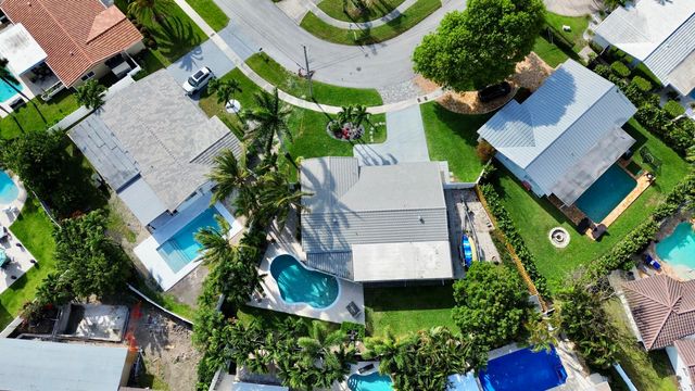2650 NE 50th Street, Lighthouse Point, FL 33064