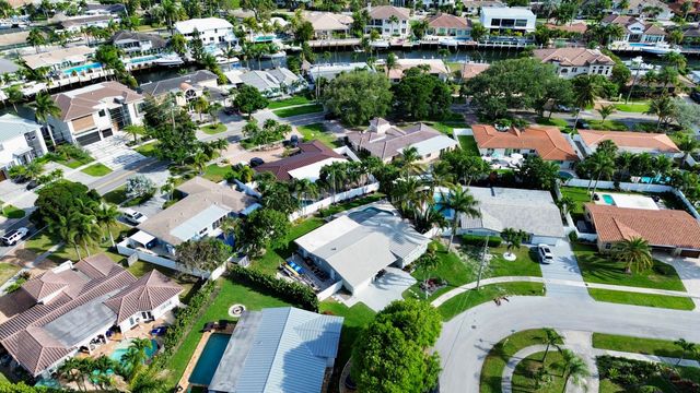 2650 NE 50th Street, Lighthouse Point, FL 33064