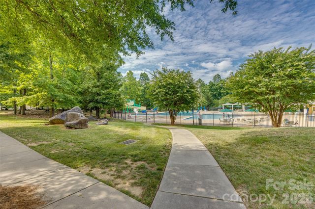 10216 Old Carolina Drive, Charlotte, NC 28214