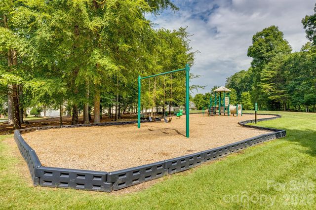 10216 Old Carolina Drive, Charlotte, NC 28214