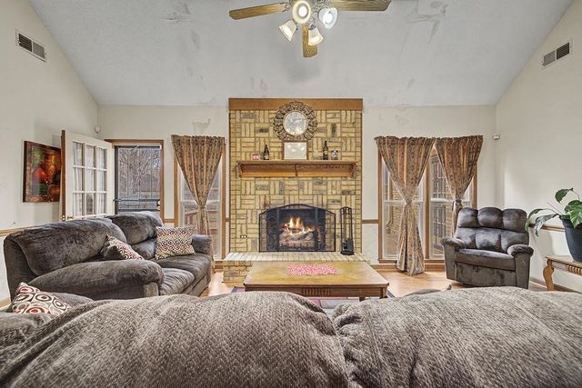 2007 BROWNSFORD LN, Memphis, TN 38016