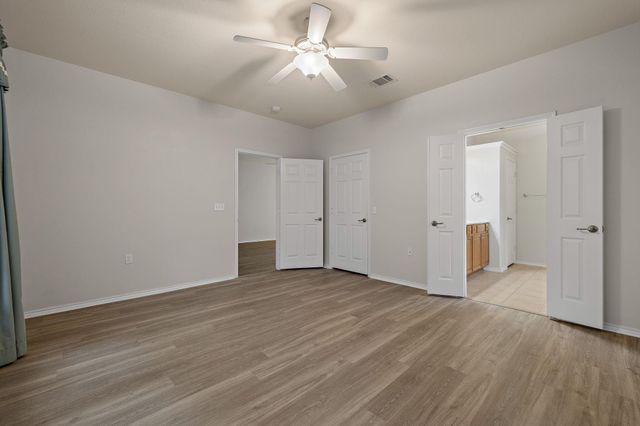 108 Farm Hill DR, Georgetown, TX 78633