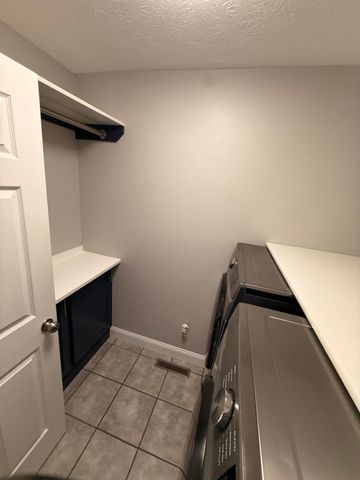 108 E Church Hill Court, Nixa, MO 65714