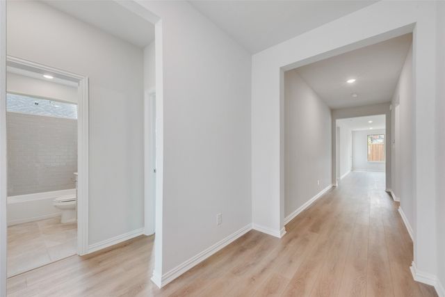 525 Marcus Lane, Crowley, TX 76036