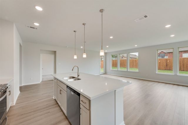 525 Marcus Lane, Crowley, TX 76036