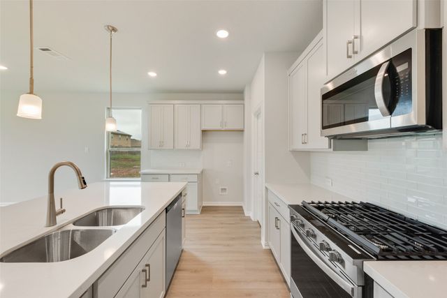 525 Marcus Lane, Crowley, TX 76036