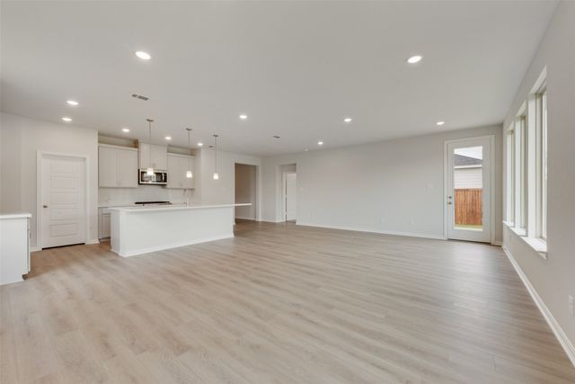 525 Marcus Lane, Crowley, TX 76036