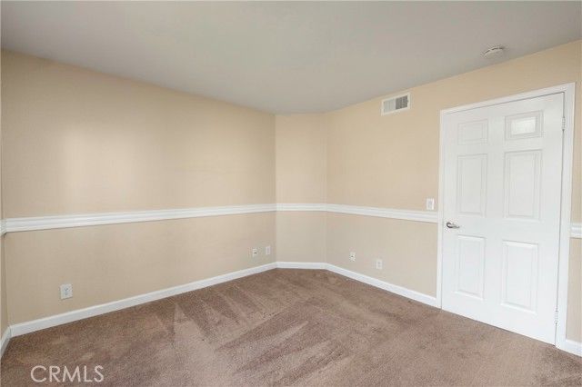 1010 La Terraza 207, Corona, CA 92879