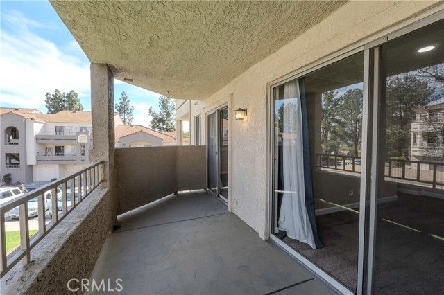 1010 La Terraza 207, Corona, CA 92879