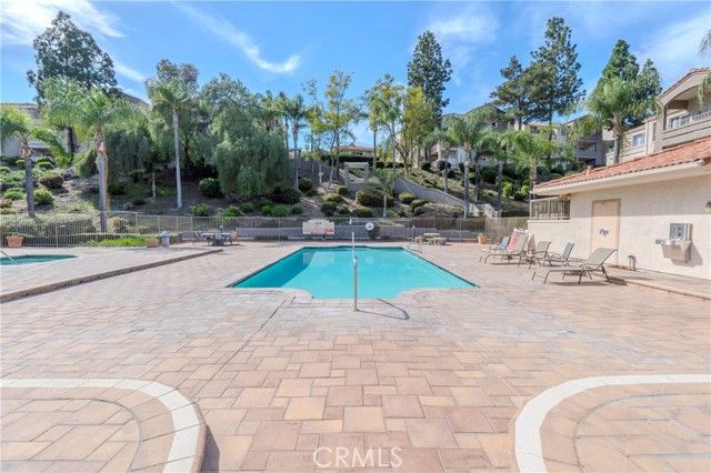 1010 La Terraza 207, Corona, CA 92879