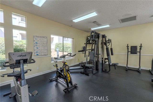 1010 La Terraza 207, Corona, CA 92879