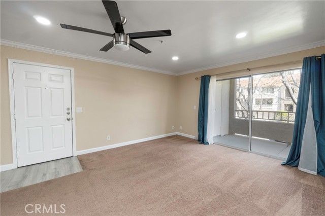 1010 La Terraza 207, Corona, CA 92879