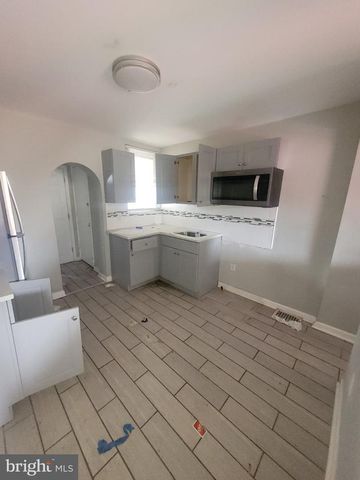 2564 E AUBURN ST, Philadelphia, PA 19134