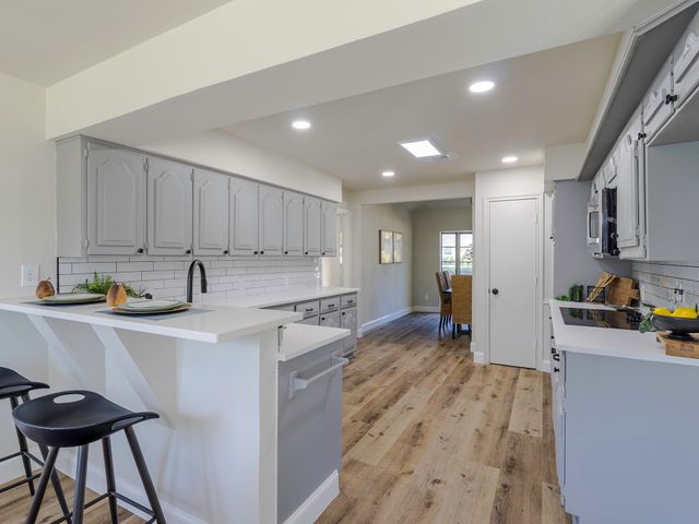 511 S Irick Street, Pilot Point, TX 76258