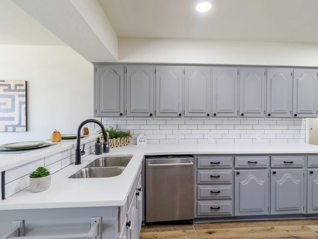 511 S Irick Street, Pilot Point, TX 76258