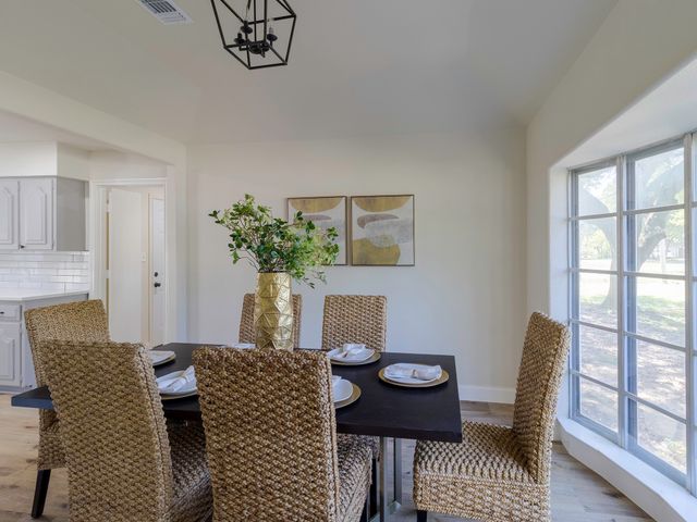 511 S Irick Street, Pilot Point, TX 76258