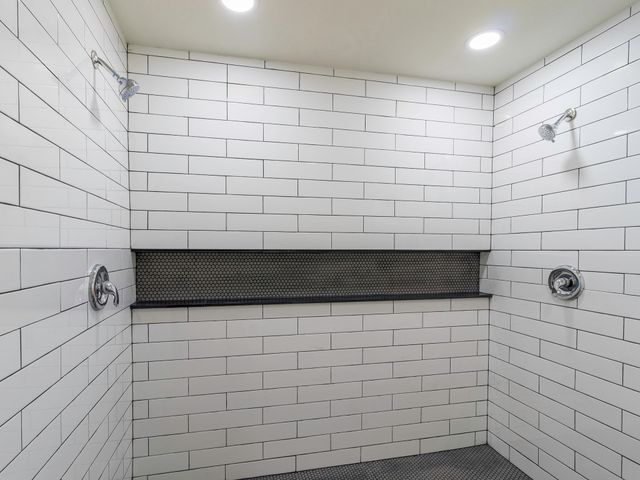 511 S Irick Street, Pilot Point, TX 76258