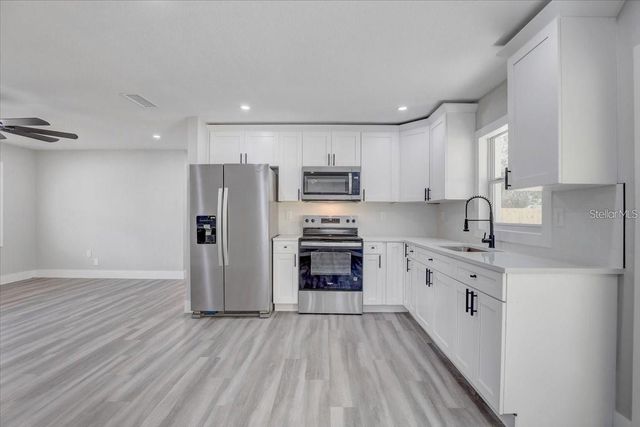 6347 S LANSDALE CIRCLE, Tampa, FL 33616