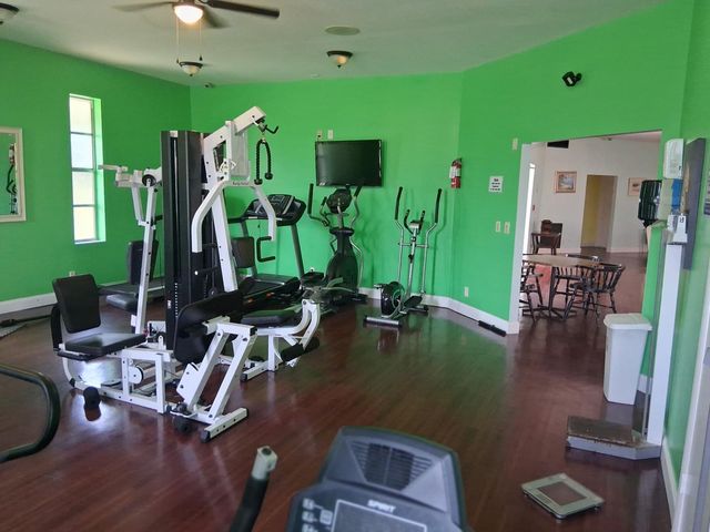 2100 Springdale Boulevard, Palm Springs, FL 33461