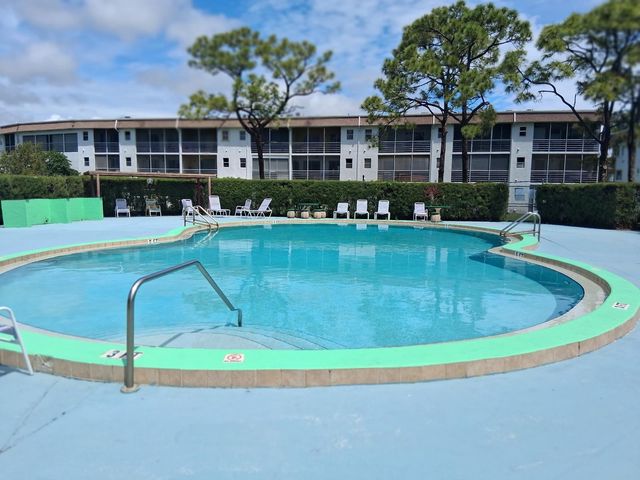 2100 Springdale Boulevard, Palm Springs, FL 33461