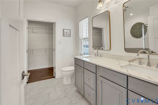 4042 Cambrian Cir, Midlothian, VA 23112