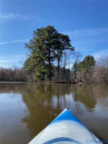 4042 Cambrian Cir, Midlothian, VA 23112