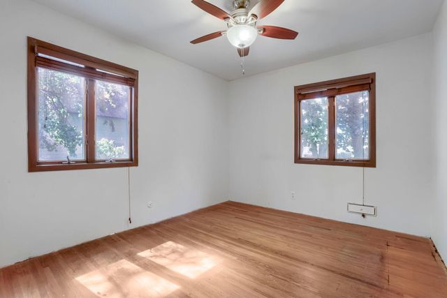 2021 English Street, Maplewood, MN 55109