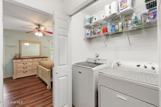 215 Oakmont Drive, Hampstead, NC 28443