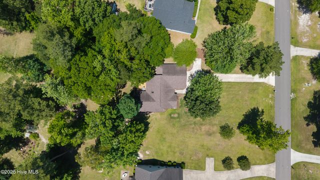 215 Oakmont Drive, Hampstead, NC 28443