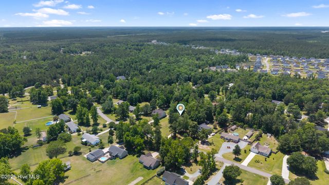 215 Oakmont Drive, Hampstead, NC 28443